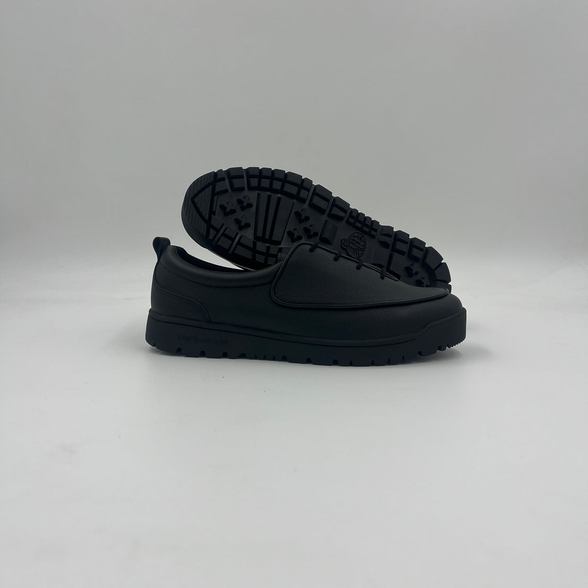 GM001 (Black Leather)