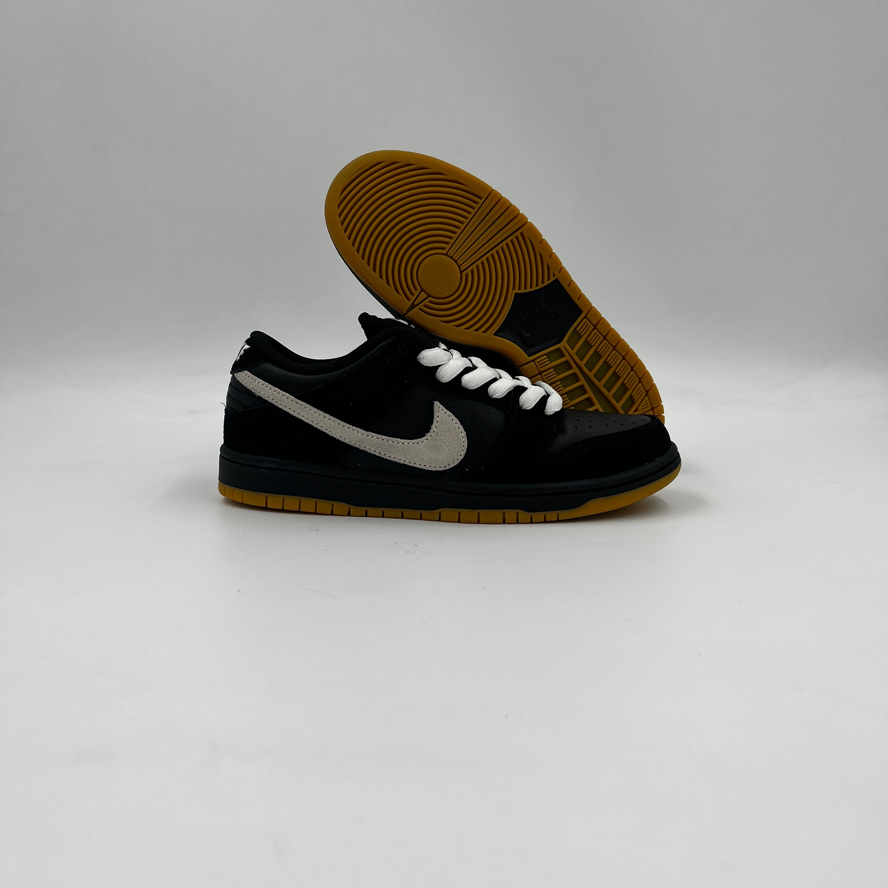Dunk Low Pro (Black/White/Gum)