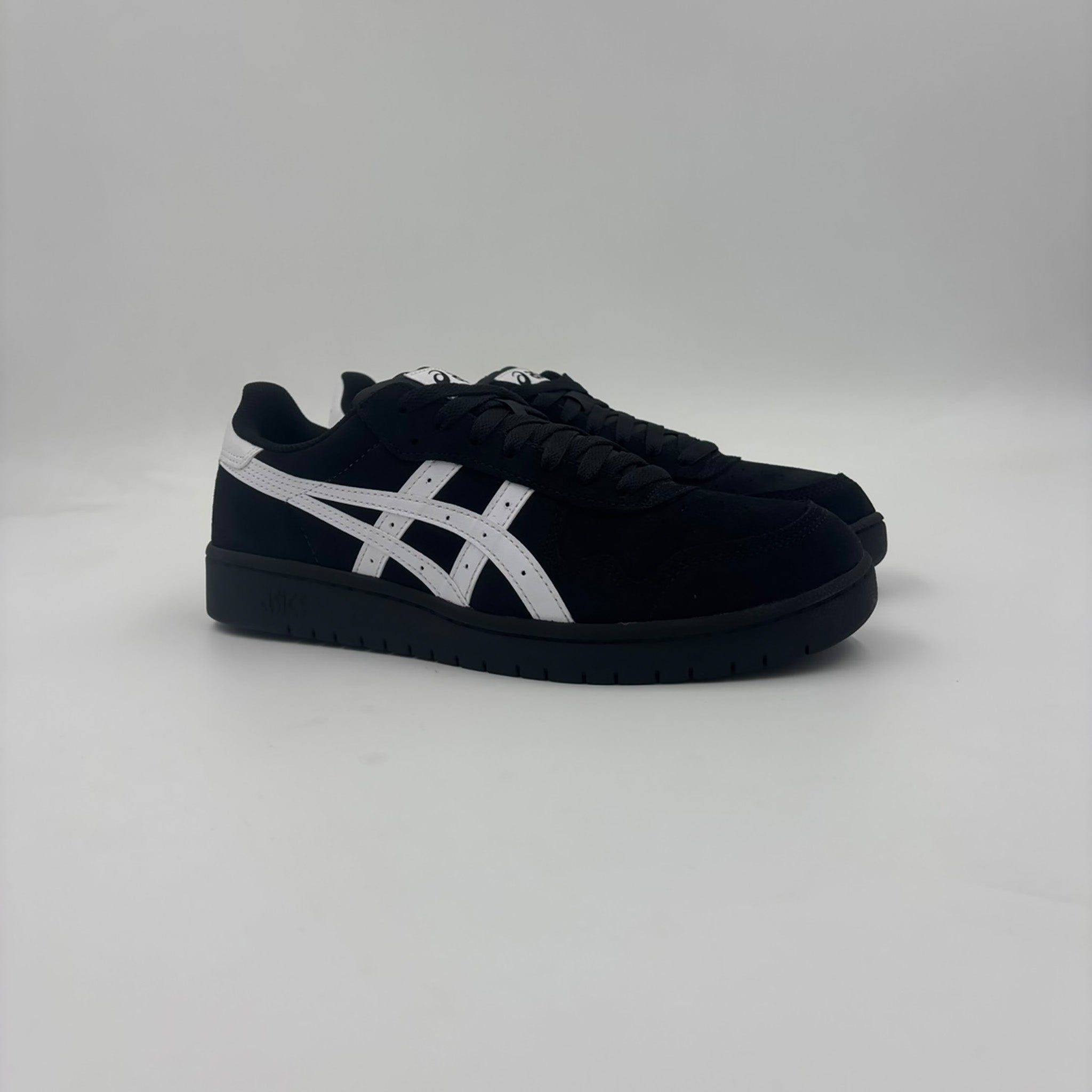 Japan Pro (Black/White)