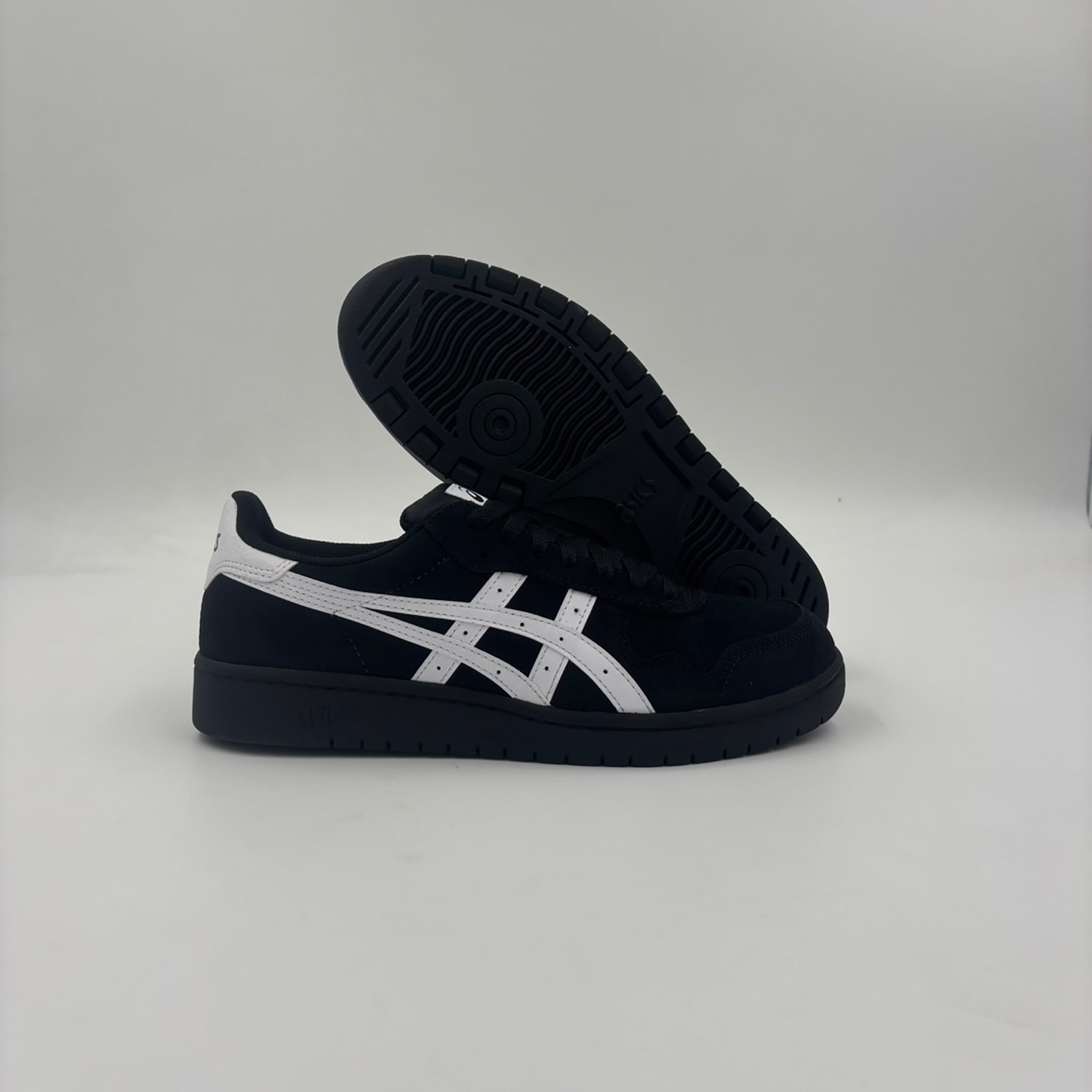 Japan Pro (Black/White)
