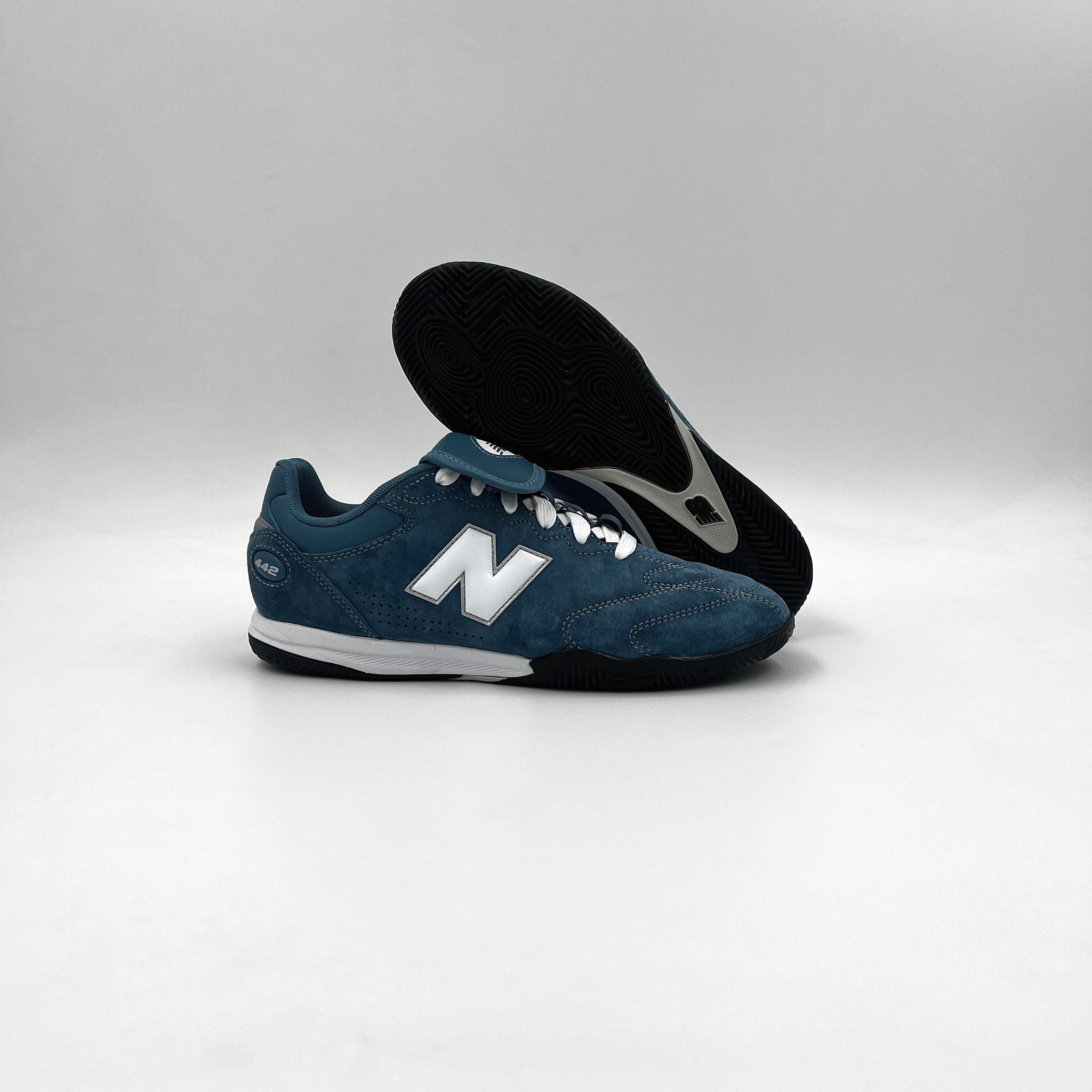 NB 442 (Heron Blue)