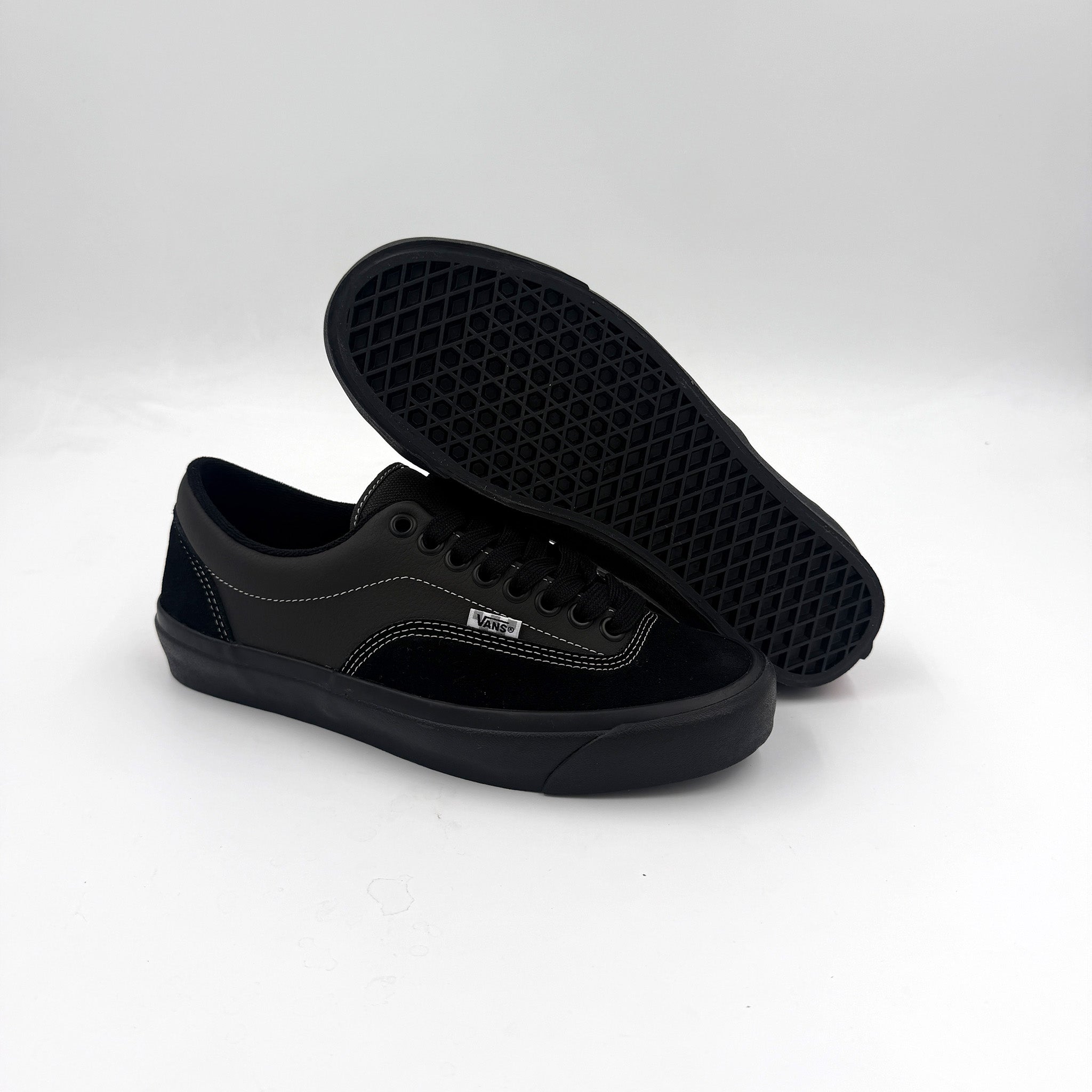 Skate Era Stub (Black/Black)