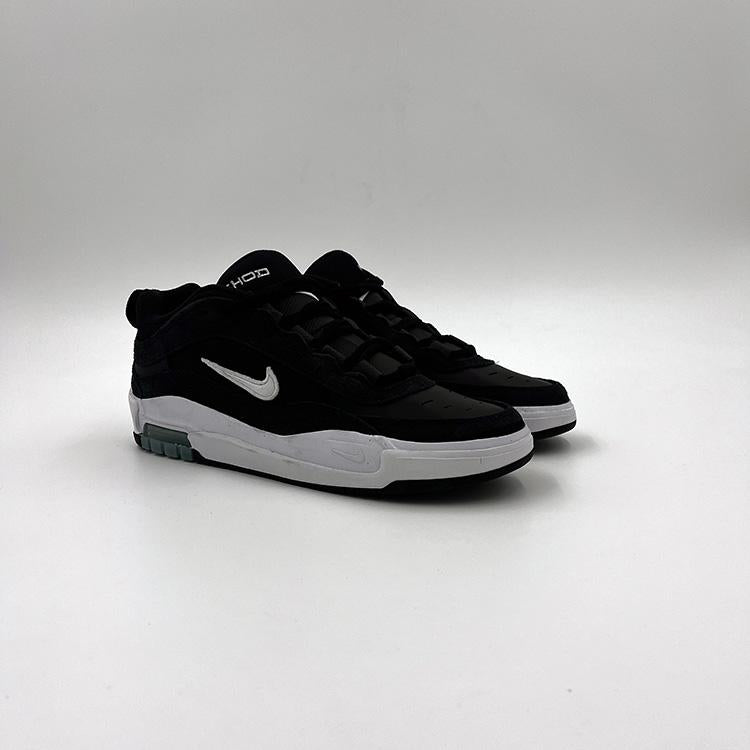 Air Max Ishod 2 (Black/White)