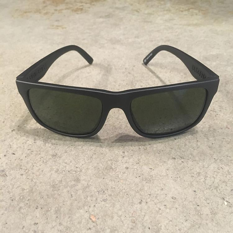 Swingarm XL (Matte Black/OHM Grey)