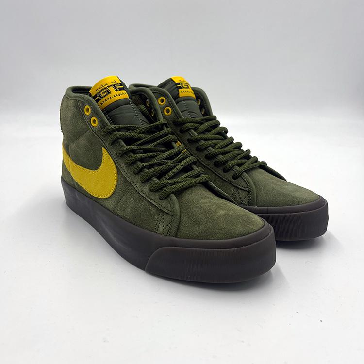 Blazer Mid x Antihero