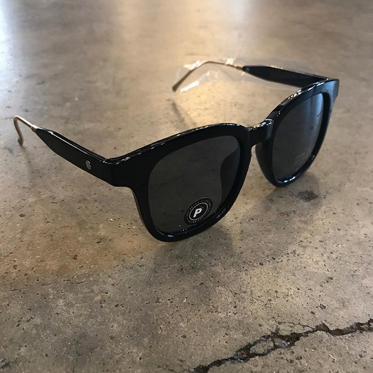 Curran (Black/Gold)