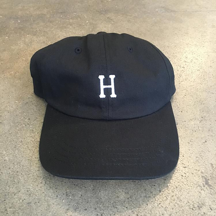 H Logo Curve Brim (Black)