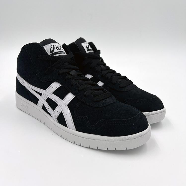 Japan Pro MT (Black/White)