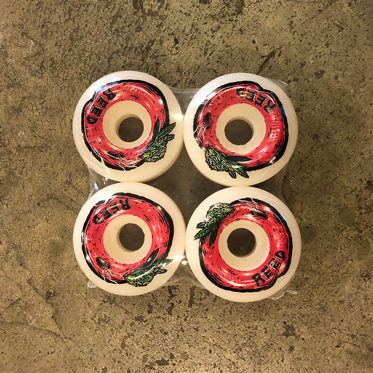 Apple (53mm)