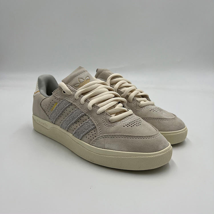 Tyshawn Low (White/Grey)