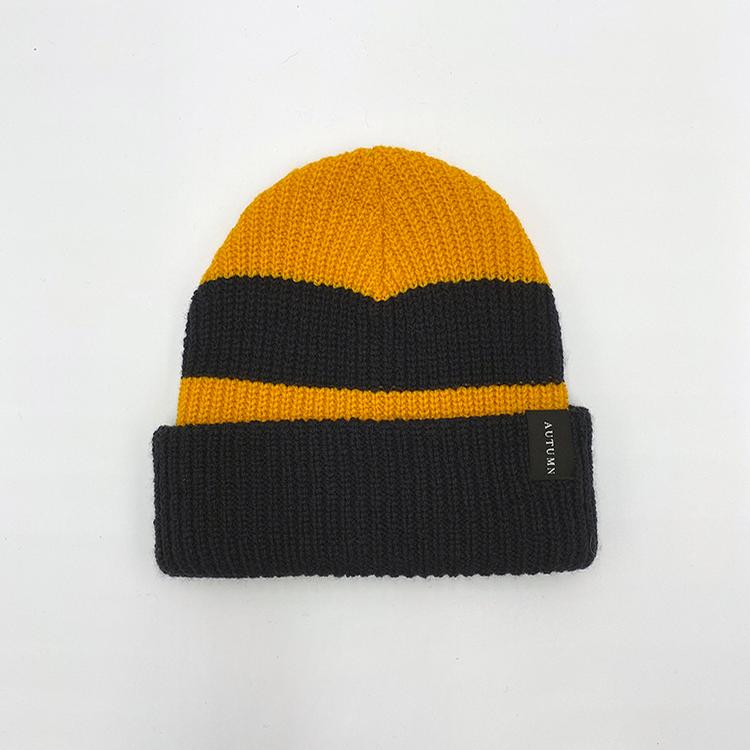 Simple Rugby Beanie (Black/Yellow)