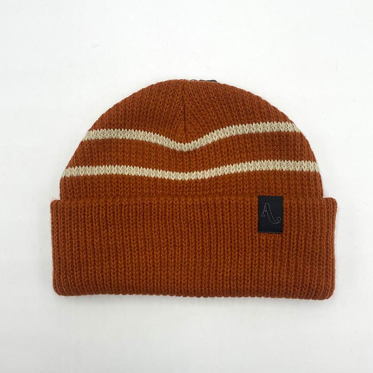 Simple Vintage Beanie (Rust)
