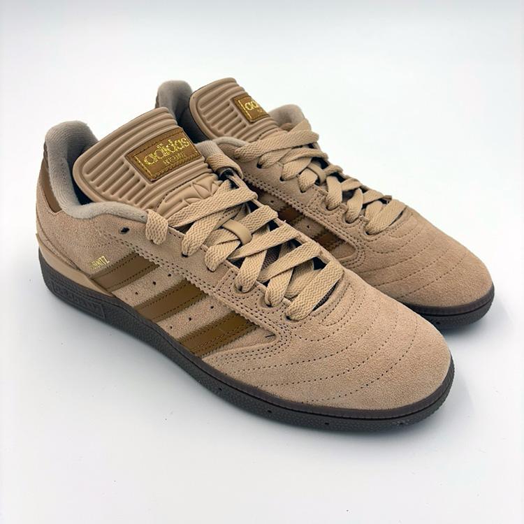 Busenitz (Magic Beige / Gum)