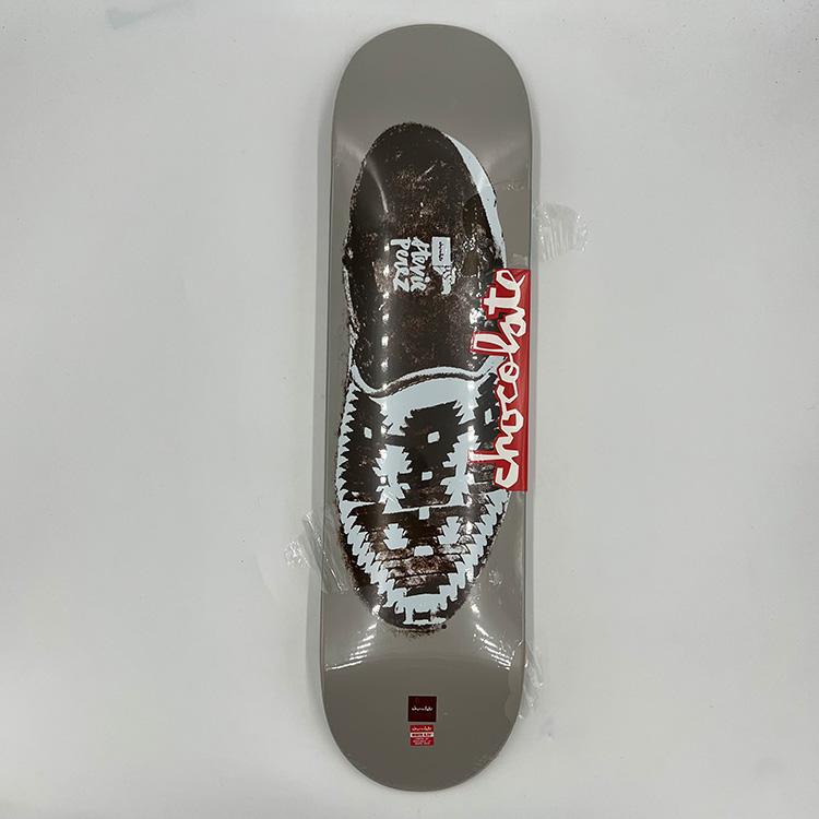 La Chankla Deck (8.25)