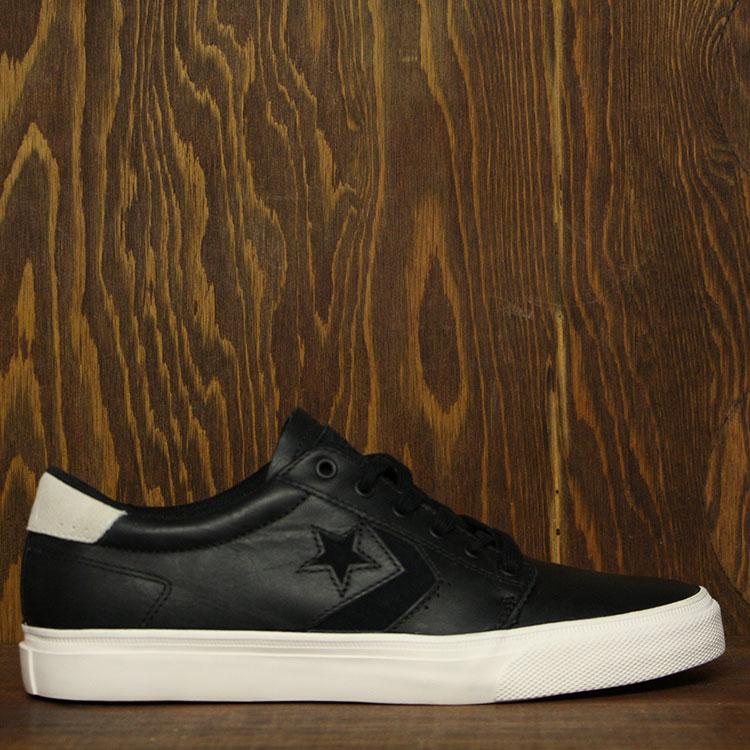 KA3 (Black/Egret)