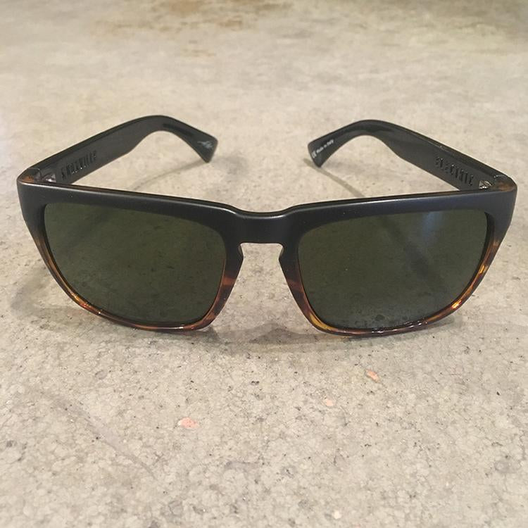 Knoxville (Darkside Tortoise/OHM Grey)