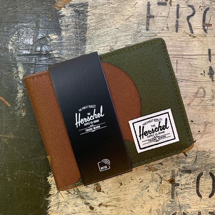 Hank Plus (Woodland Camo)