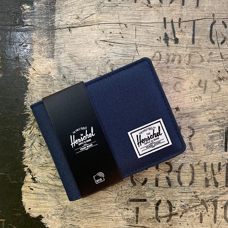 Hank Plus (Navy/Tan)