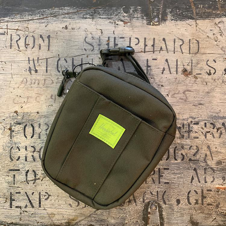 Cruz Pack (Dark Olive/Lime Green)