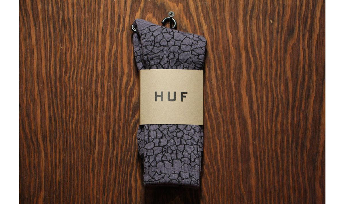 Quake Crew Sock (Black)