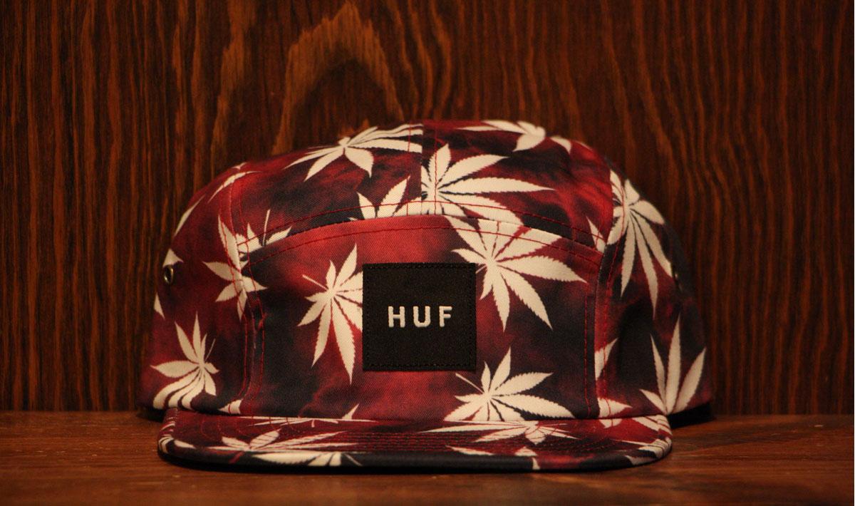 Tie Dye Plantlife Volley (Red)