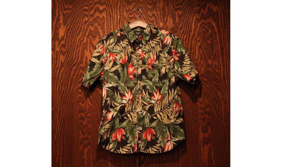 Waikiki S/S Woven (Black)