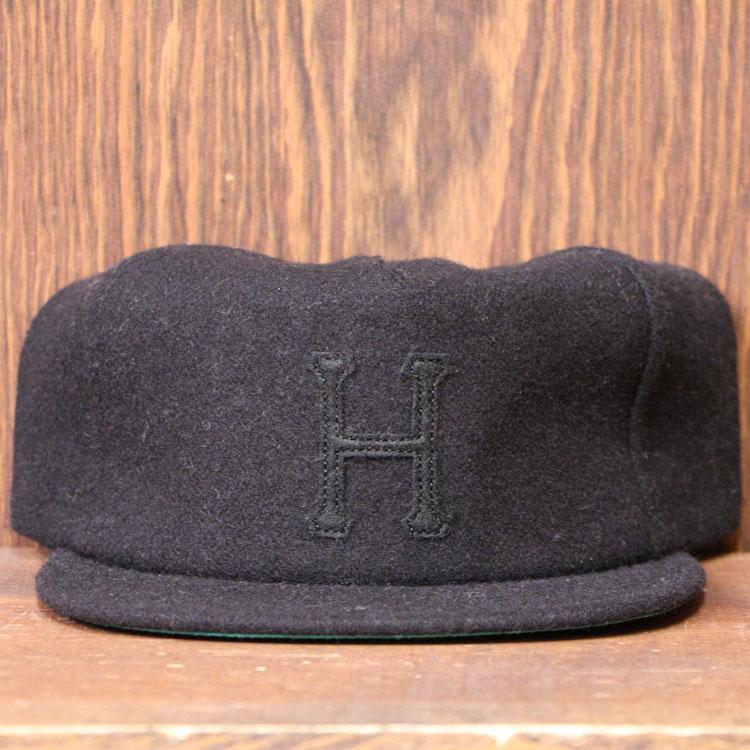 Wool Classic H Strapback (BLK)