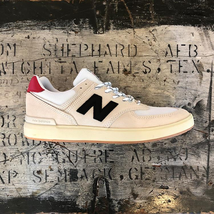 AM 574 (TOPO)