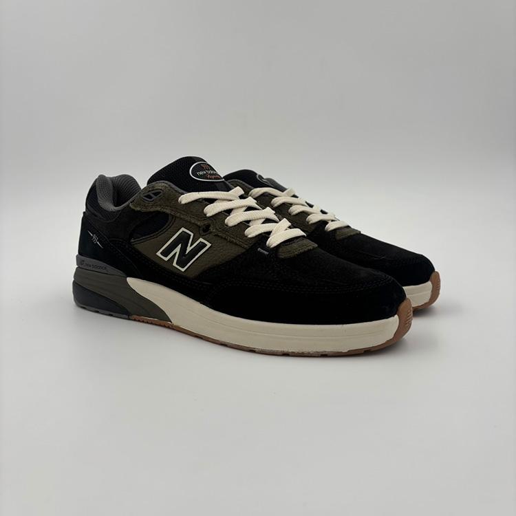 Reynolds 993 (Black/Green)