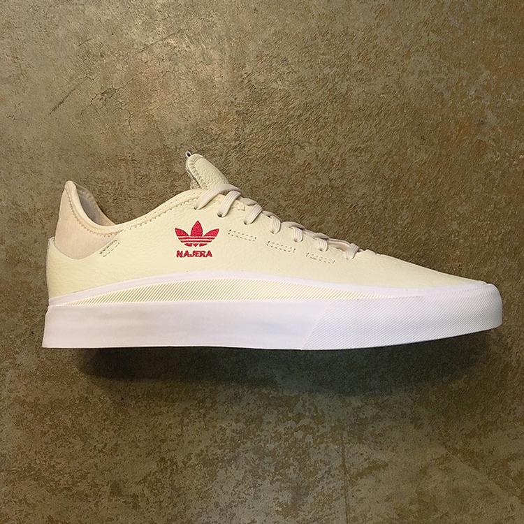 Sabalo (White/Cream)