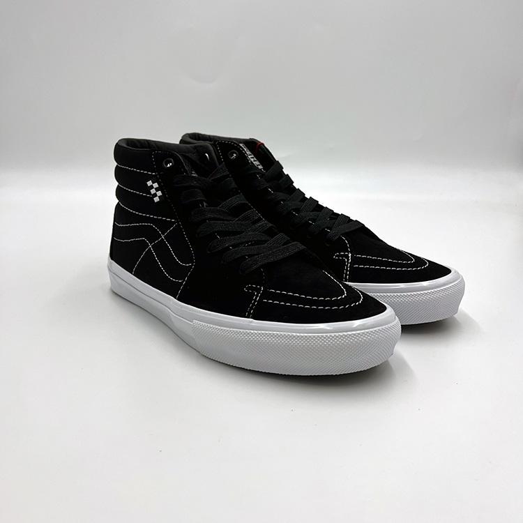 Skate SK8 Hi VCU (Essential Black)