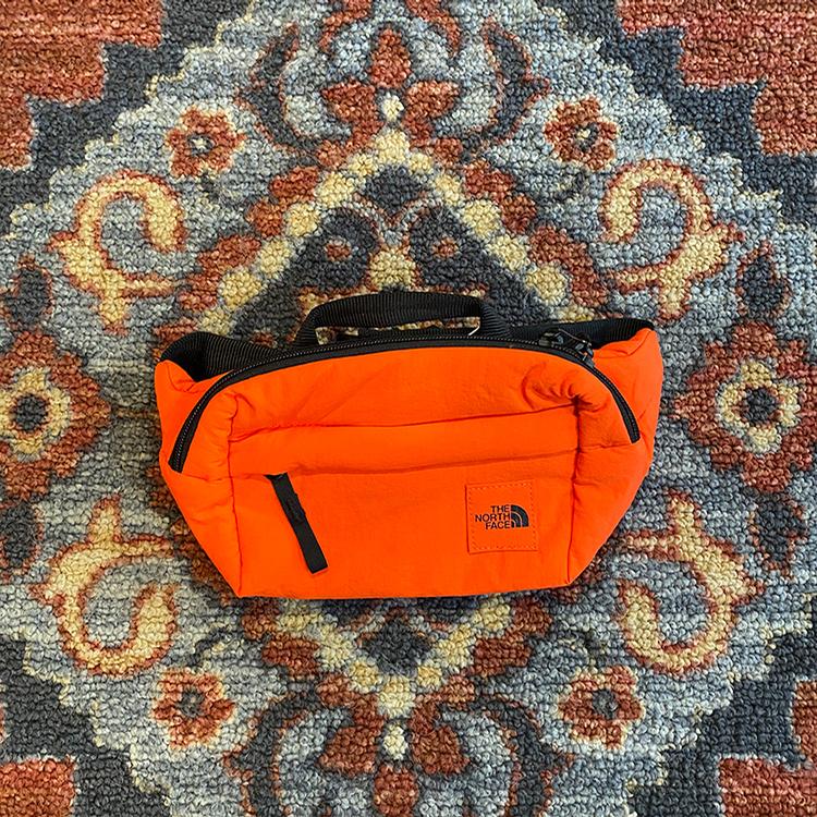 City Voyager Lumber (Flare/TNF Black)
