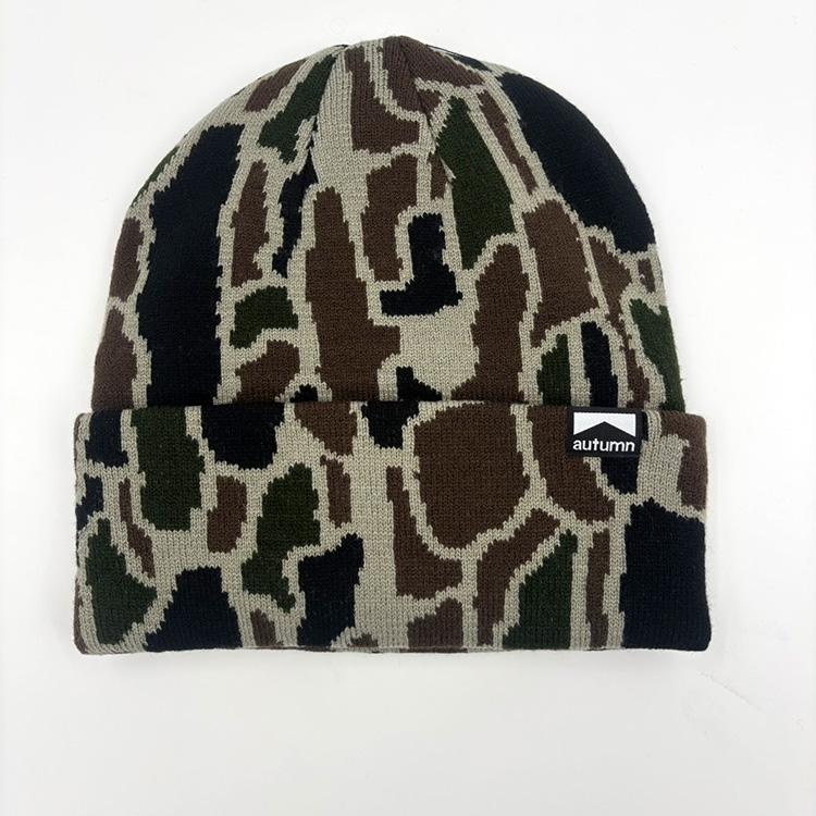 Treebark Beanie (Stone)