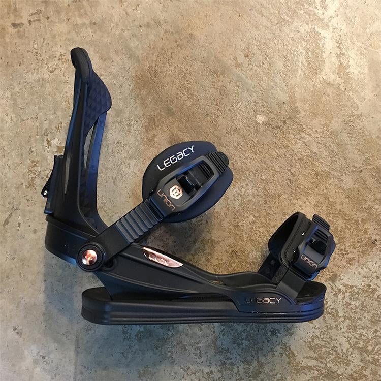 Legacy '17 (Black)