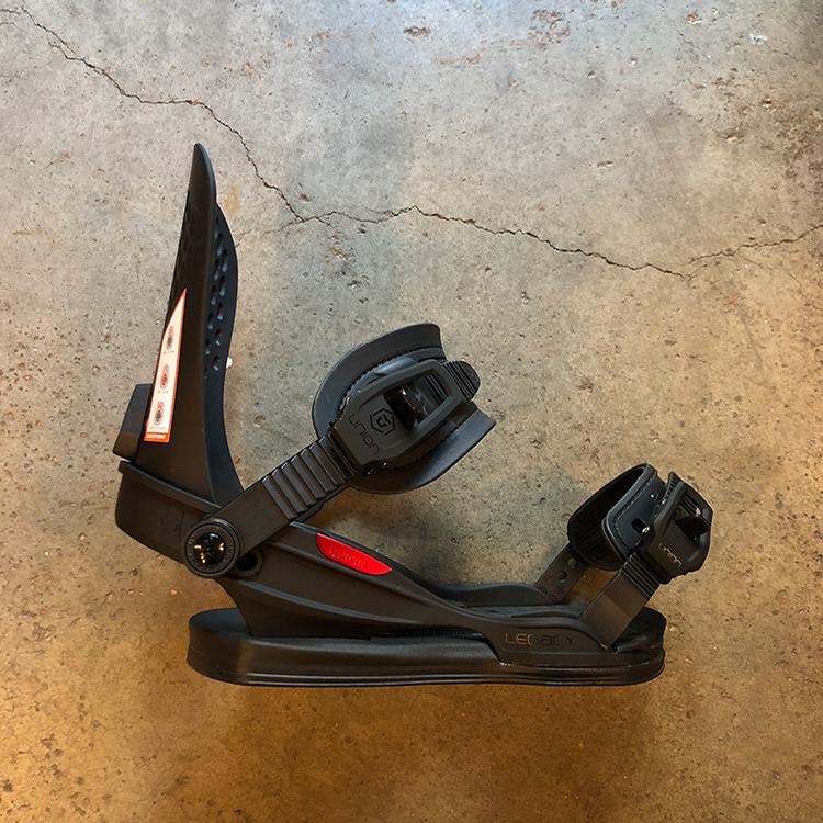 Legacy 18/19 (Black Satin)