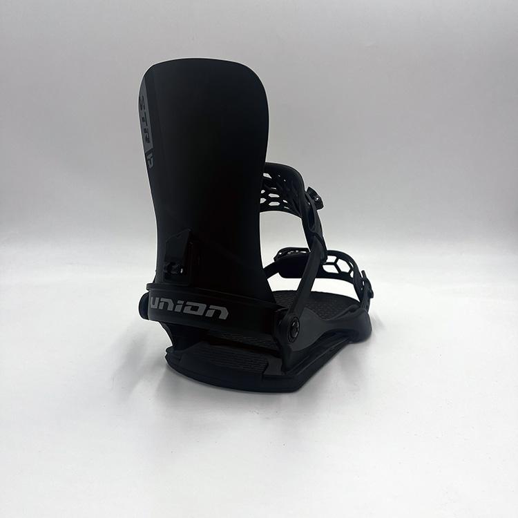 STR - Black (23/24)