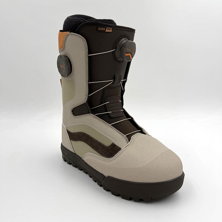 M Aura Pro Boot (25/26)